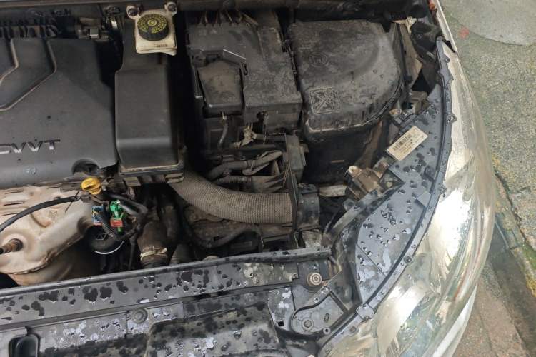 Used Citroen C4L 2014 1.8L Intelligent Drive Automatic Dynamic Model Engine Bay Left