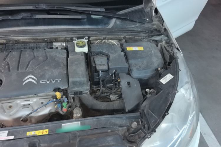 Used Citroen C4L 2014 1.8L Intelligent Drive Manual Enjoyment Model Engine Bay Left