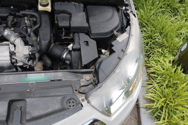Used Citroen C4L 2014 1.6THP Intelligent Drive Automatic Dynamic Model Engine Bay Left
