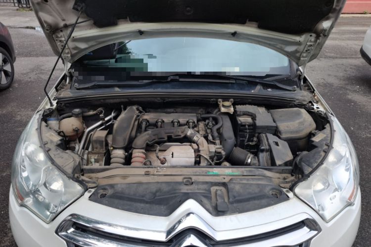 Used Citroen C4L 2014 1.6THP Intelligent Drive Automatic Dynamic Model Engine Bay