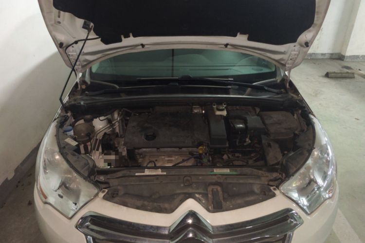 Used Citroen C4L 2014 1.8L Intelligent Drive Automatic Enjoyment Model Engine Bay