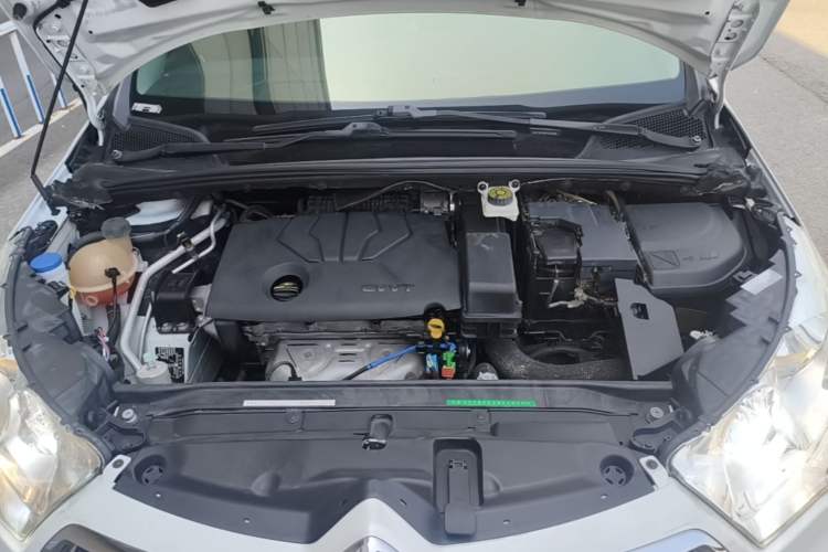 Used Citroen C4L 2014 1.8L Intelligent Drive Automatic Dynamic Model Engine Bay