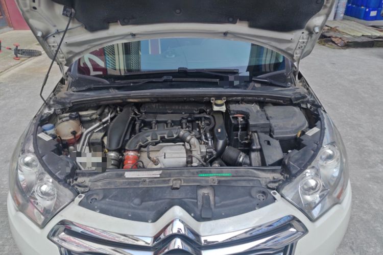 Used Citroen C4L 2014 1.6THP Intelligent Drive Automatic Dynamic Model Engine Bay