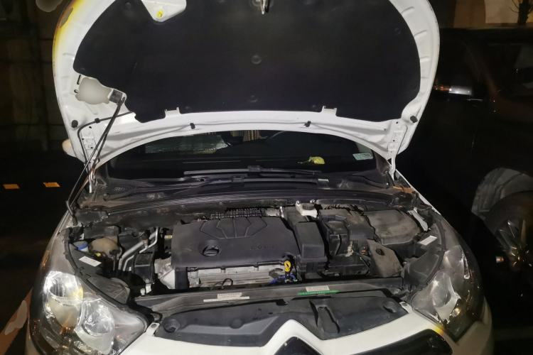 Used Citroen C4L 2014 1.8L Intelligent Drive Automatic Dynamic Model Engine Bay