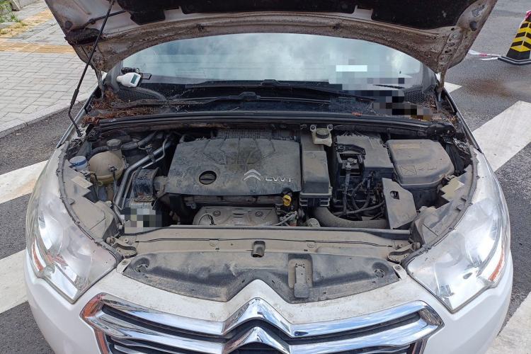 Used Citroen C4L 2014 1.8L Intelligent Drive Manual Version – Dynamic Edition Engine Bay