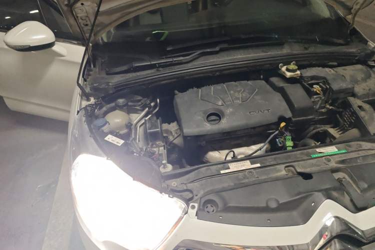 Used Citroen C4L 2014 1.8L Intelligent Drive Automatic Enjoyment Model Engine Bay Right
