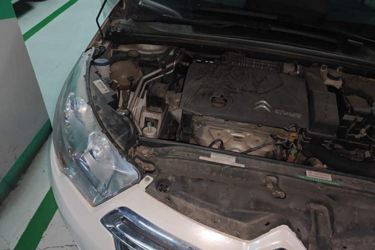 Used Citroen C4L 2014 1.8L Intelligent Drive Automatic Dynamic Model Engine Bay Right