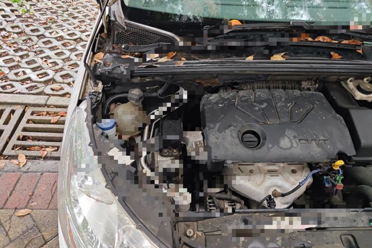 Used Citroen C4L 2014 1.8L Intelligent Drive Manual Version – Dynamic Edition Engine Bay Right