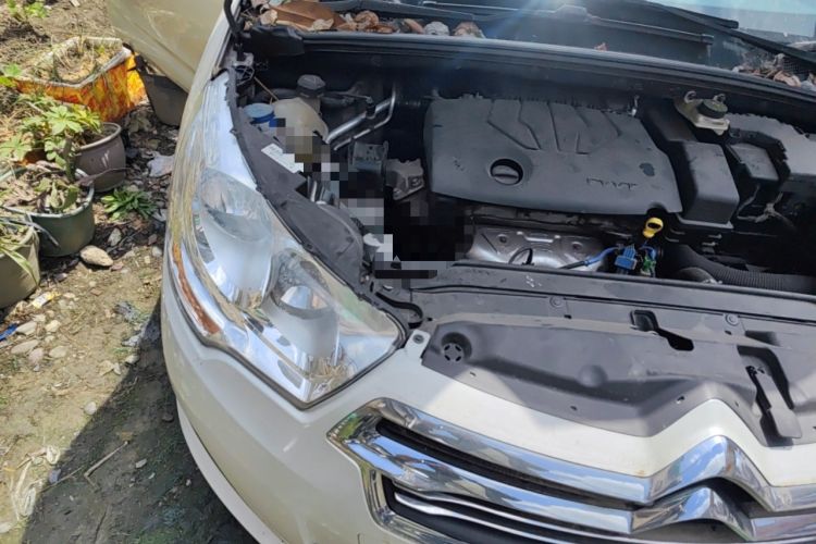 Used Citroen C4L 2014 1.8L Intelligent Drive Automatic Dynamic Model Engine Bay Right