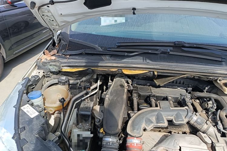 Used Citroen C4L 2014 1.6THP Intelligent Drive Automatic Dynamic Model Engine Bay Right