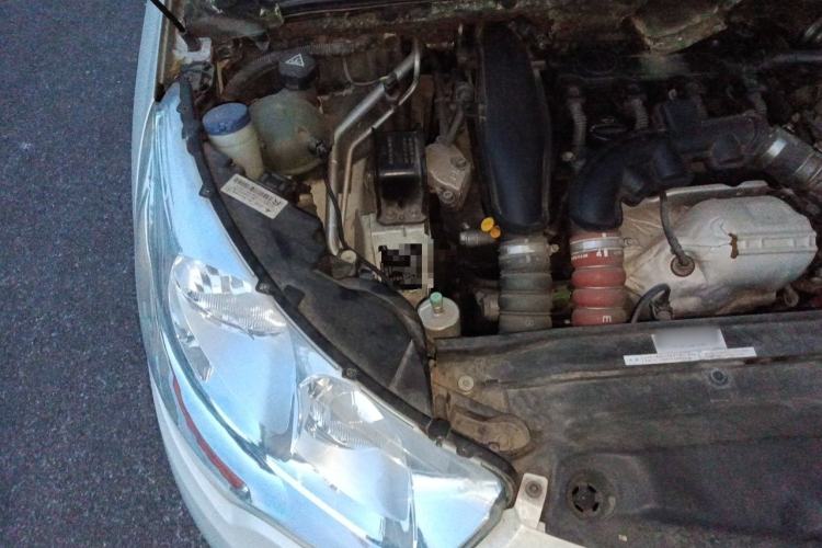 Used Citroen C4L 2014 1.6THP Intelligent Drive Automatic Dynamic Model Engine Bay Right