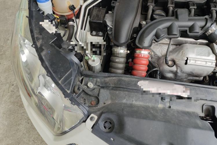 Used Citroen C4L 2014 1.6THP Intelligent Drive Automatic Dynamic Model Engine Bay Right