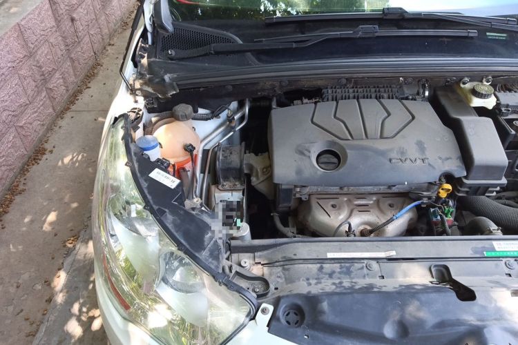 Used Citroen C4L 2014 1.8L Intelligent Drive Automatic Dynamic Model Engine Bay Right