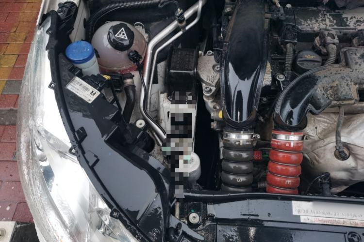 Used Citroen C4L 2014 1.6THP Intelligent Drive Automatic Dynamic Model Engine Bay Right