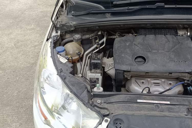 Used Citroen C4L 2014 1.8L Intelligent Drive Automatic Dynamic Model Engine Bay Right