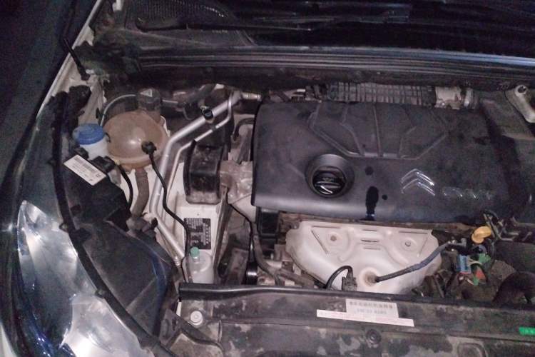 Used Citroen C4L 2014 1.8L Intelligent Drive Automatic Dynamic Model Engine Bay Right