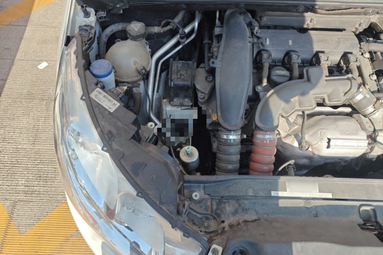 Used Citroen C4L 2014 1.6THP Intelligent Drive Automatic Dynamic Model Engine Bay Right