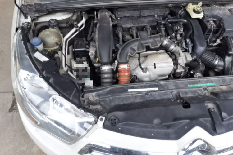 Used Citroen C4L 2014 1.6THP Intelligent Drive Automatic Dynamic Model Engine Bay Right