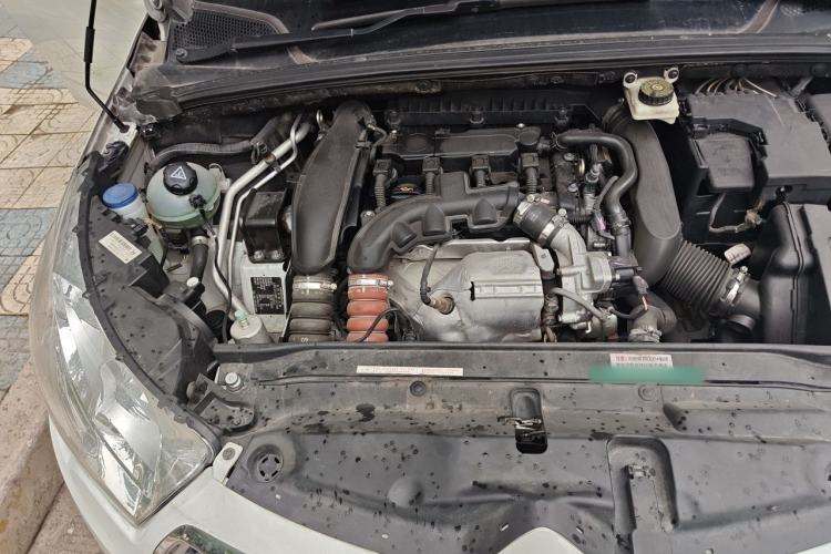 Used Citroen C4L 2014 1.6THP Intelligent Drive Automatic Dynamic Model Engine Bay Right