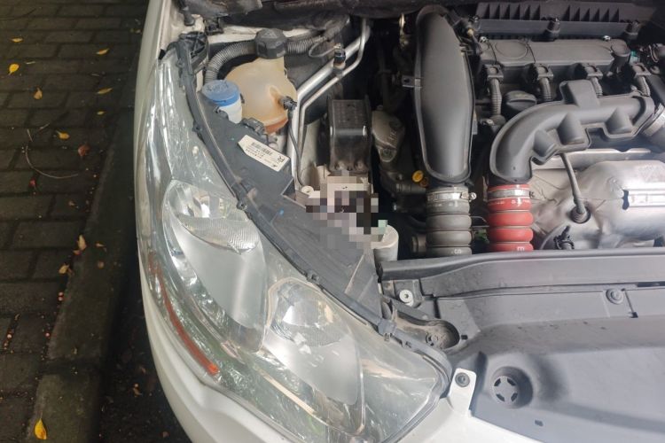 Used Citroen C4L 2014 1.6THP Intelligent Drive Automatic Dynamic Model Engine Bay Right