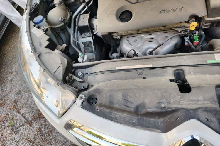 Used Citroen C4L 2014 1.8L Intelligent Drive Automatic Dynamic Model Engine Bay Right