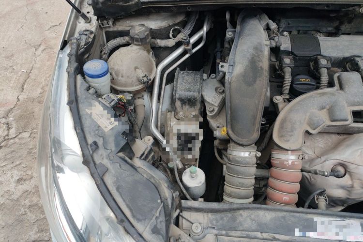 Used Citroen C4L 2014 1.6THP Intelligent Drive Automatic Dynamic Model Engine Bay Right