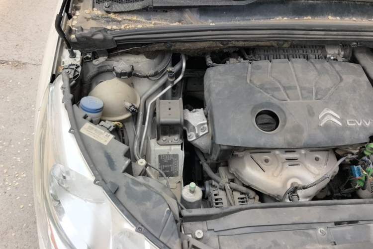 Used Citroen C4L 2014 1.8L Intelligent Drive Automatic Enjoyment Model Engine Bay Right