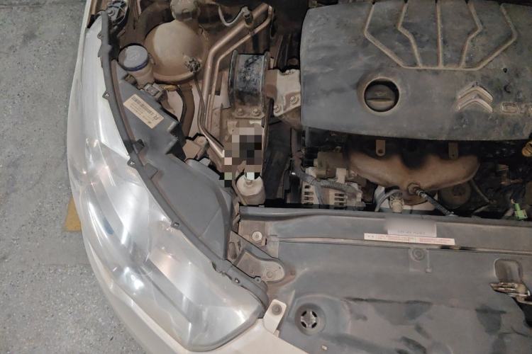 Used Citroen C4L 2014 1.8L Intelligent Drive Automatic Dynamic Model Engine Bay Right