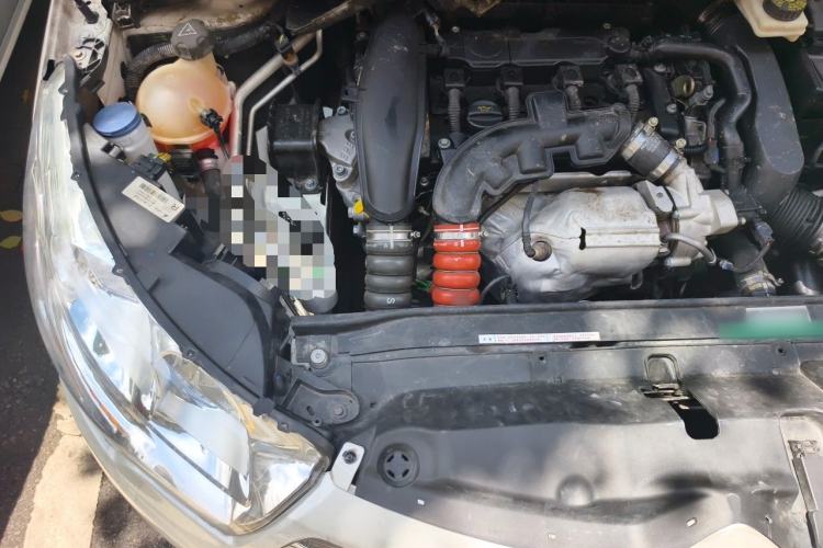 Used Citroen C4L 2014 1.6THP Intelligent Drive Automatic Dynamic Model Engine Bay Right