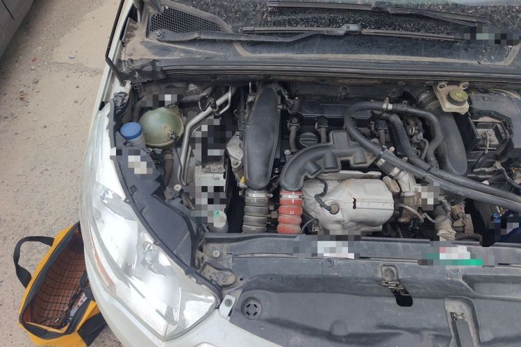 Used Citroen C4L 2014 1.6THP Intelligent Drive Automatic Dynamic Model Engine Bay Right