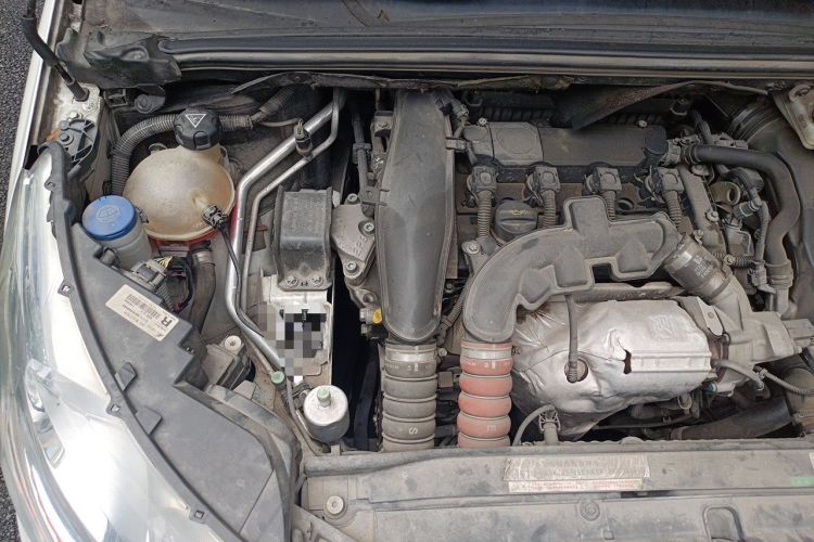 Used Citroen C4L 2014 1.6THP Intelligent Drive Automatic Dynamic Model Engine Bay Right