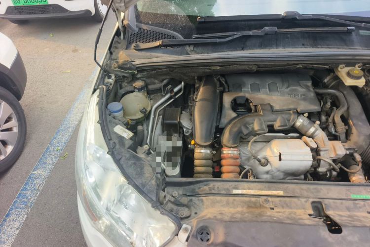 Used Citroen C4L 2014 1.6THP Intelligent Drive Automatic Dynamic Model Engine Bay Right