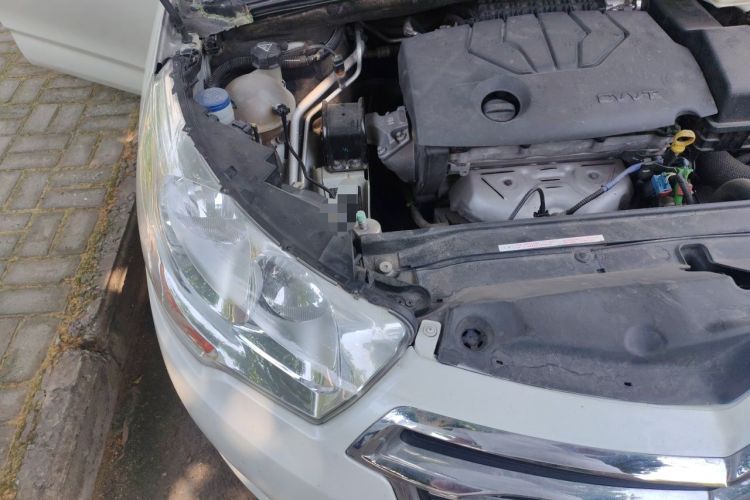 Used Citroen C4L 2014 1.8L Intelligent Drive Automatic Dynamic Model Engine Bay Right