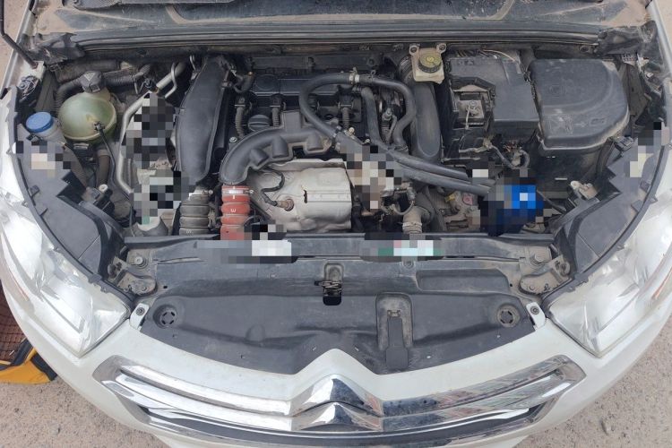 Used Citroen C4L 2014 1.6THP Intelligent Drive Automatic Dynamic Model Engine Bay