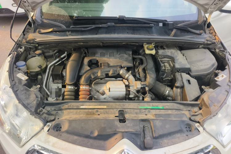 Used Citroen C4L 2014 1.6THP Intelligent Drive Automatic Dynamic Model Engine Bay