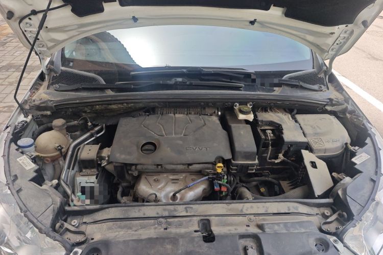 Used Citroen C4L 2014 1.8L Intelligent Drive Automatic Dynamic Model Engine Bay