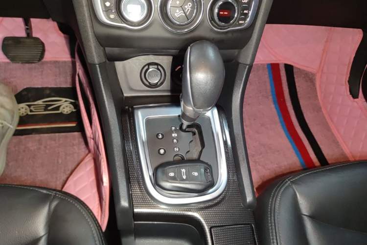 Used Citroen C4L 2014 1.6THP Intelligent Drive Automatic Dynamic Model Gear Lever