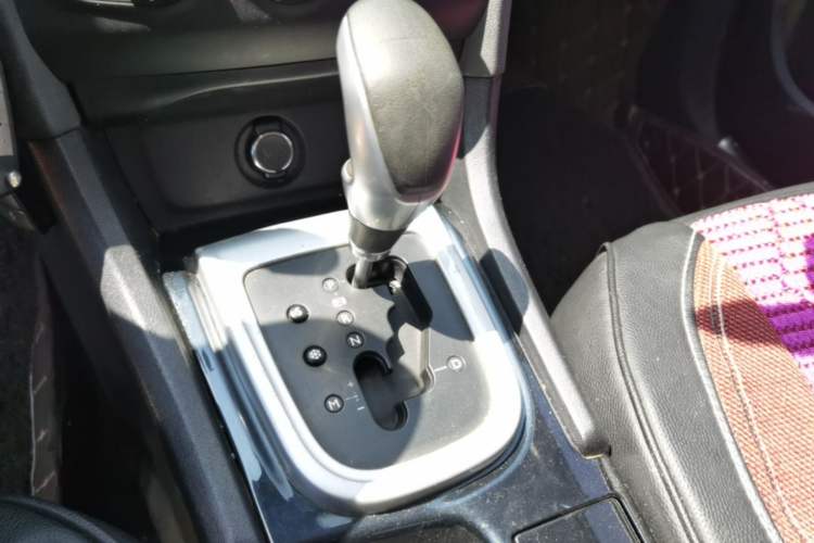 Used Citroen C4L 2014 1.8L Intelligent Drive Automatic Enjoyment Model Gear Lever