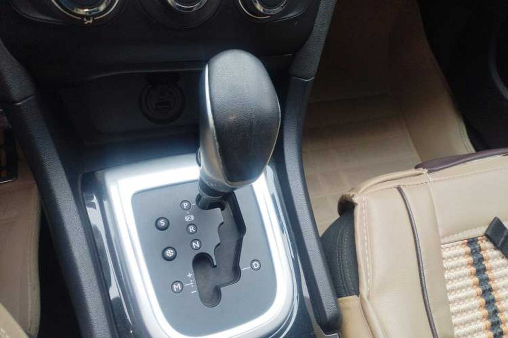 Used Citroen C4L 2014 1.8L Intelligent Drive Automatic Enjoyment Model Gear Lever