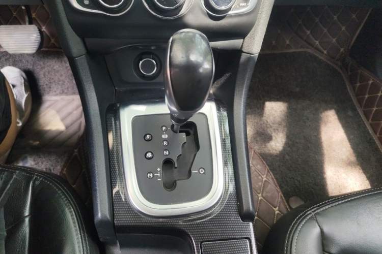 Used Citroen C4L 2014 1.8L Intelligent Drive Automatic Dynamic Model Gear Lever