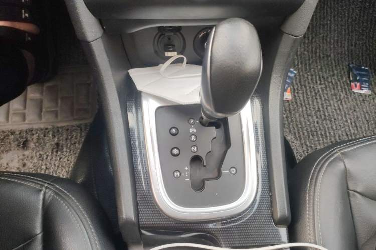 Used Citroen C4L 2014 1.8L Intelligent Drive Automatic Dynamic Model Gear Lever