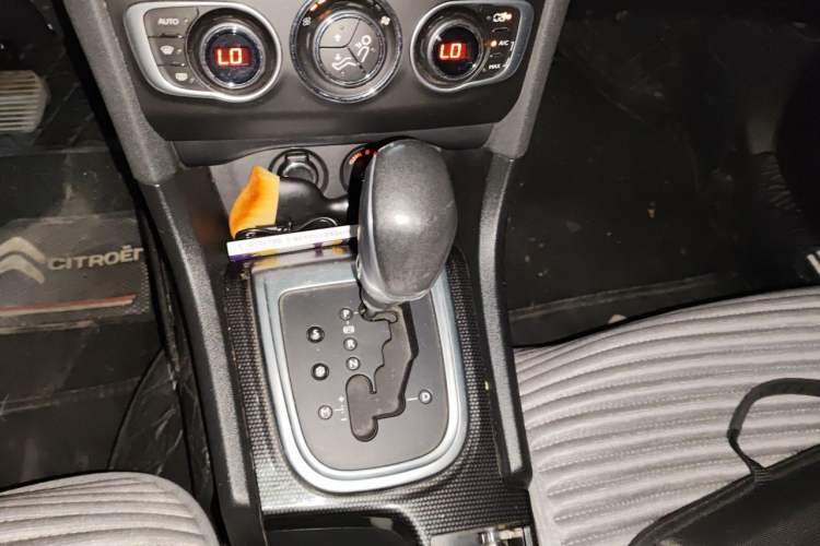 Used Citroen C4L 2014 1.8L Intelligent Drive Automatic Dynamic Model Gear Lever