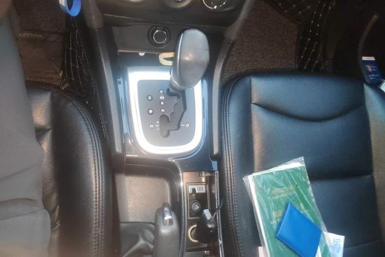 Used Citroen C4L 2014 1.8L Intelligent Drive Automatic Enjoyment Model Gear Lever