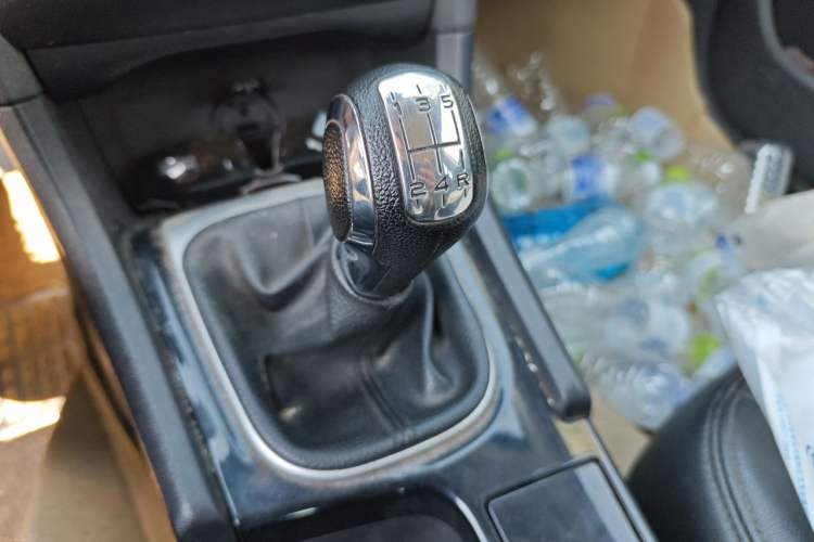 Used Citroen C4L 2014 1.8L Intelligent Drive Manual Enjoyment Model Gear Lever