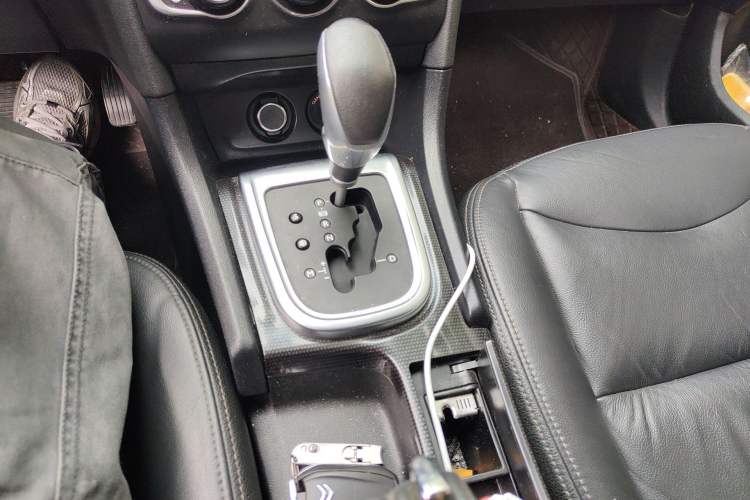 Used Citroen C4L 2014 1.6THP Intelligent Drive Automatic Dynamic Model Gear Lever