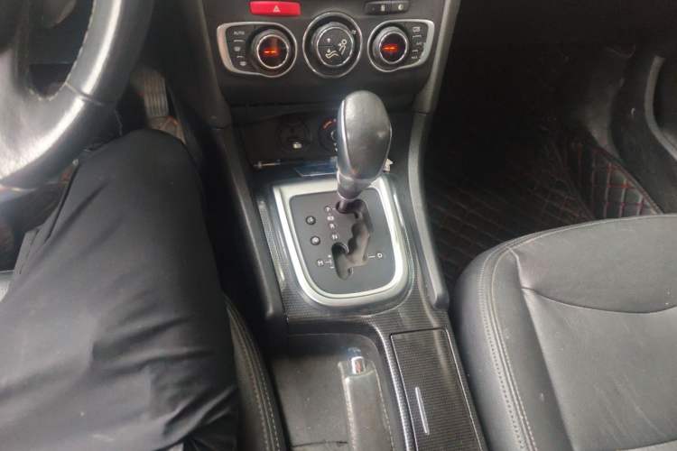 Used Citroen C4L 2014 1.6THP Intelligent Drive Automatic Dynamic Model Gear Lever