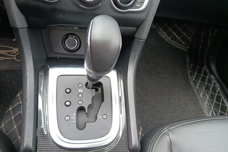 Used Citroen C4L 2014 1.8L Intelligent Drive Automatic Dynamic Model Gear Lever