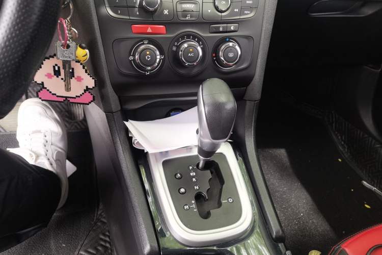 Used Citroen C4L 2014 1.8L Intelligent Drive Automatic Enjoyment Model Gear Lever