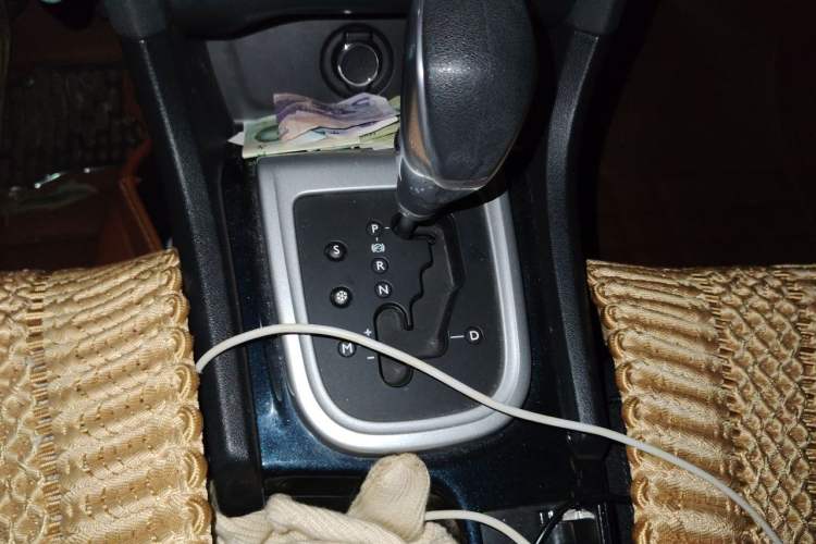 Used Citroen C4L 2014 1.8L Intelligent Drive Automatic Enjoyment Model Gear Lever