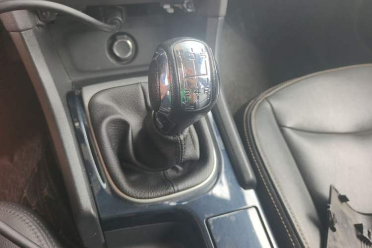 Used Citroen C4L 2014 1.8L Intelligent Drive Manual Enjoyment Model Gear Lever